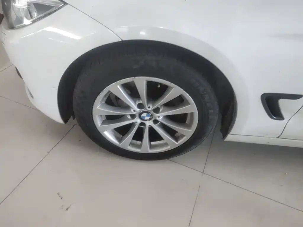 BMW 3 Series GT — миниатюра 23