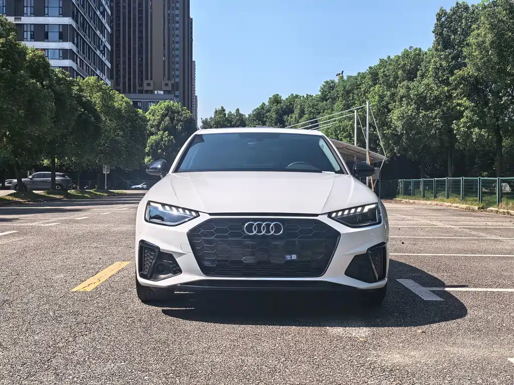 Audi A4L — миниатюра 2