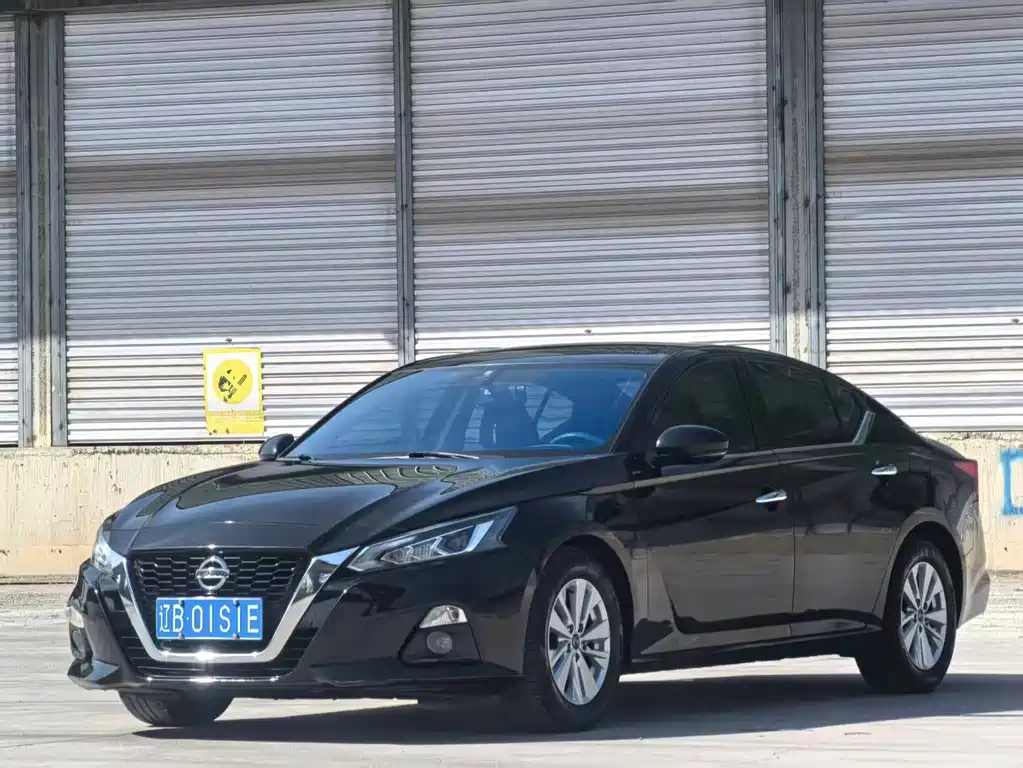 NISSAN TEANA