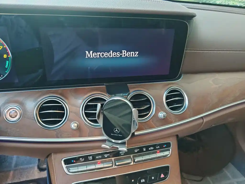 Mercedes-Benz E-Class New Energy — миниатюра 14