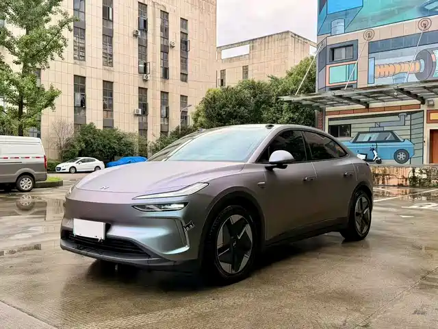 2025 Nio L60