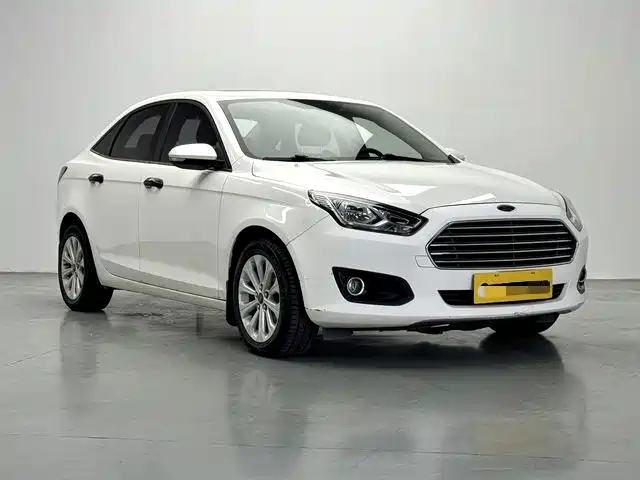 Ford Escort — миниатюра 3