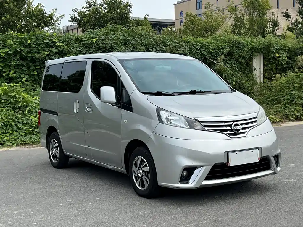Nissan NV200 — миниатюра 3