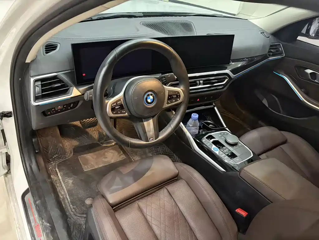 BMW i3 — миниатюра 8