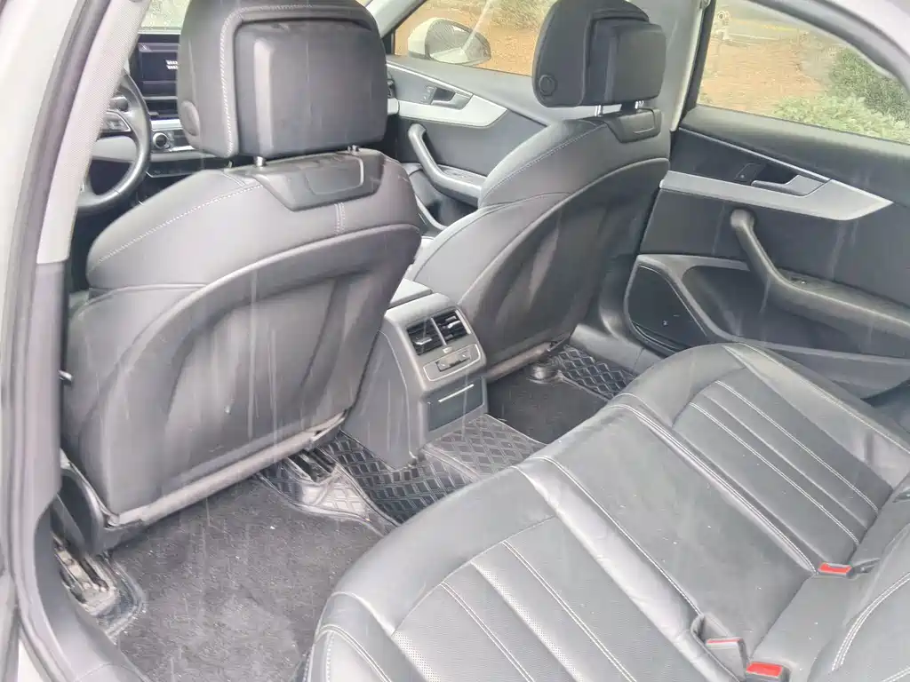 Audi A4L — миниатюра 6