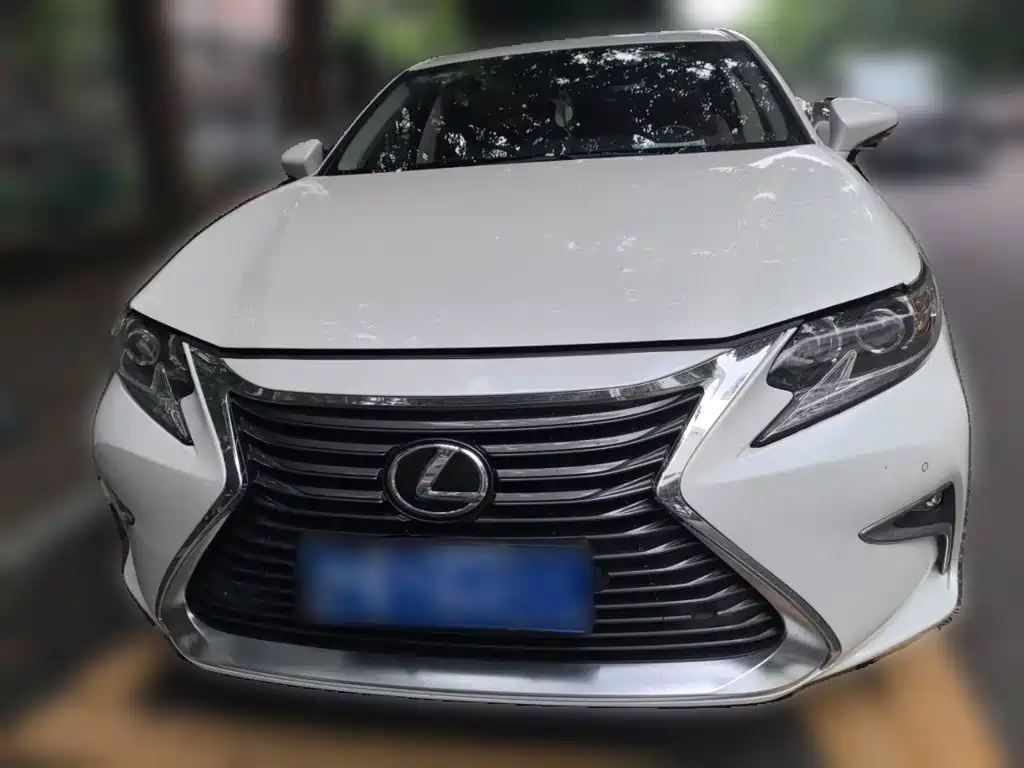 Lexus ES — миниатюра 24