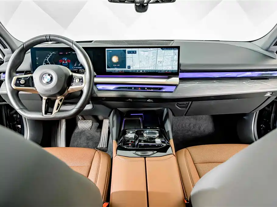 BMW 5 Series — миниатюра 14