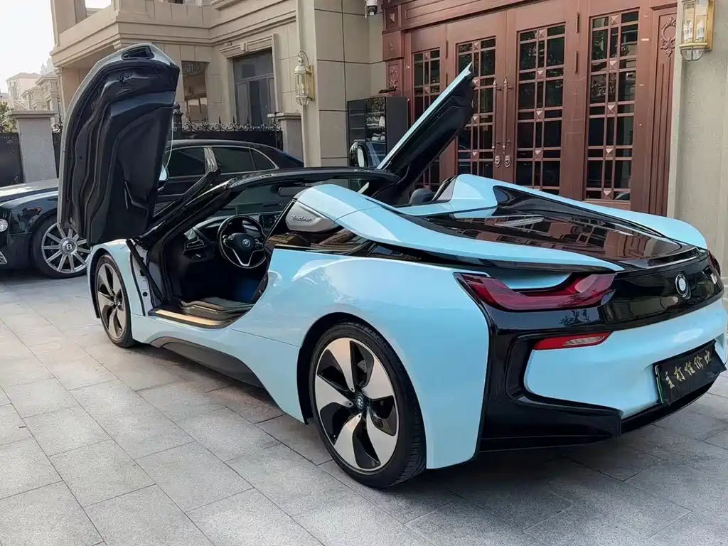 BMW i8 — миниатюра 6