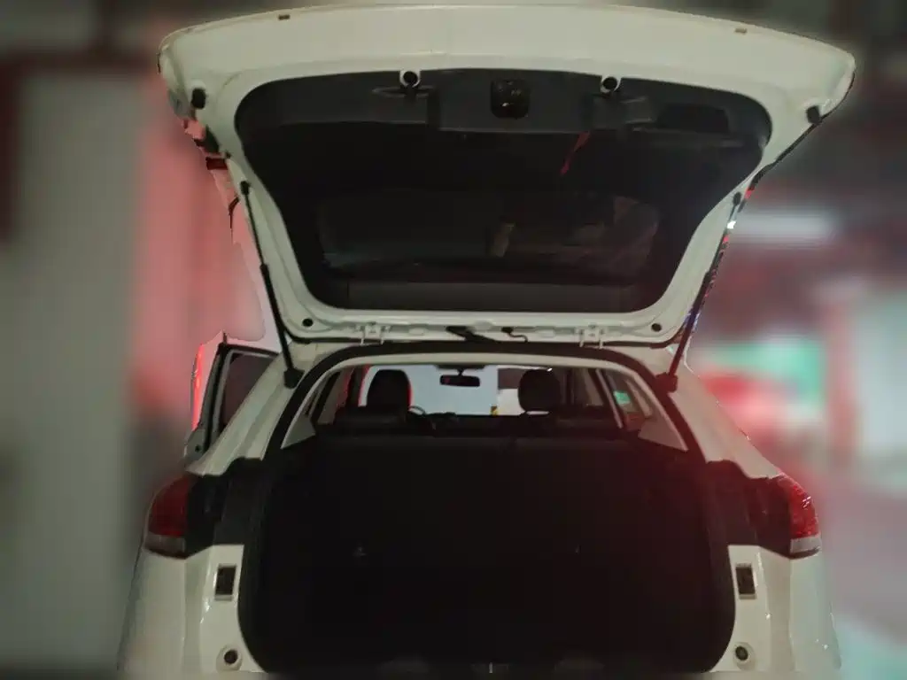 Haval H2s — миниатюра 10