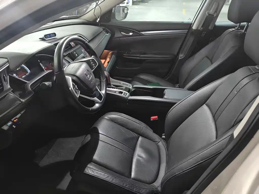 Honda Civic — миниатюра 6