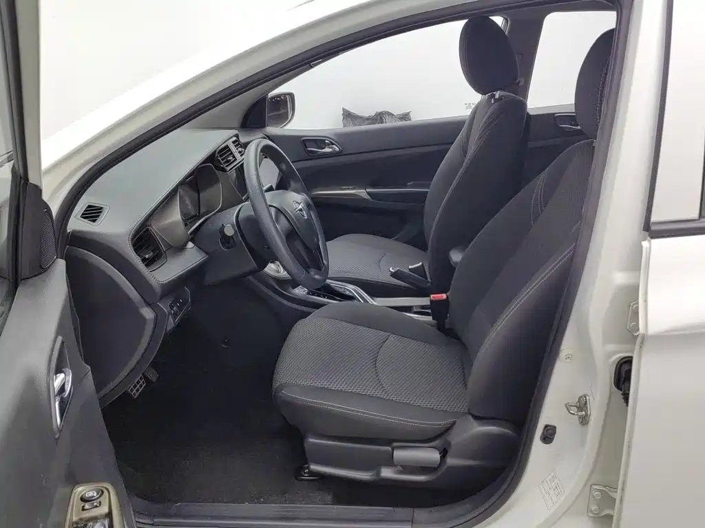 Haima Haima M3 — миниатюра 10
