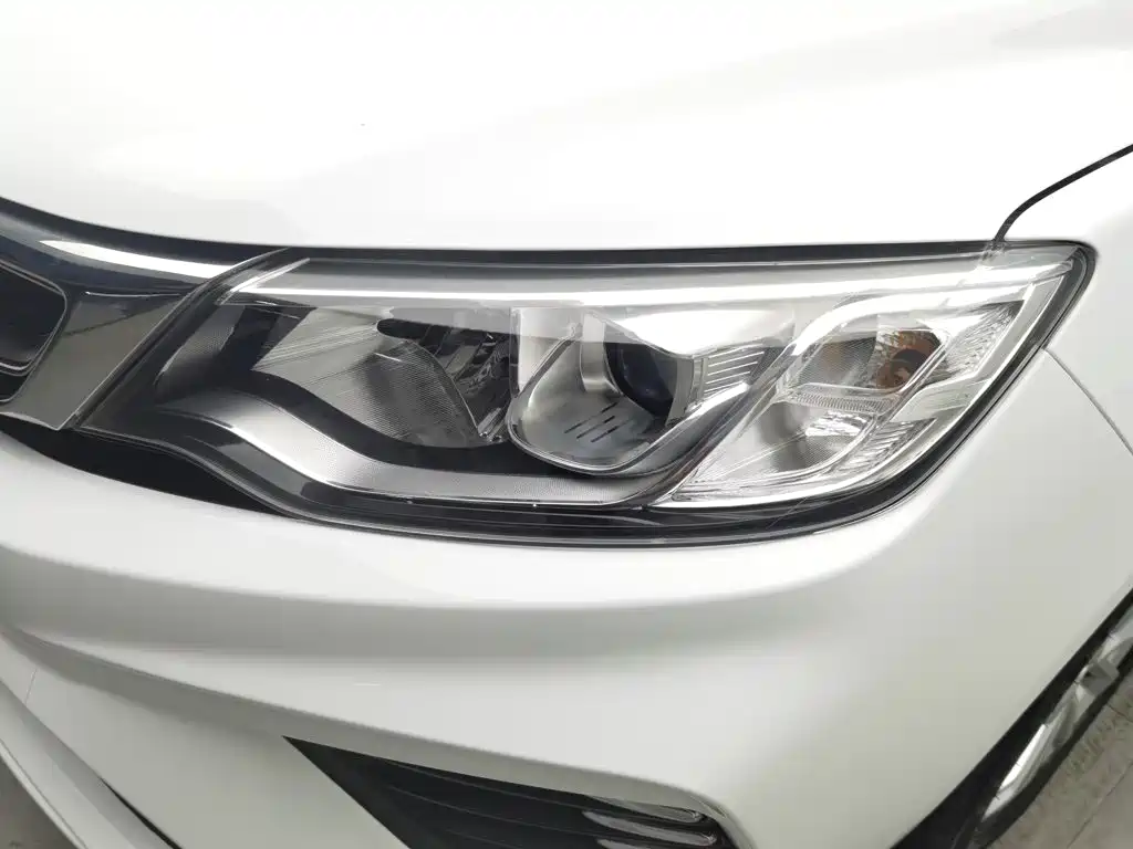 Geely Vision — миниатюра 7