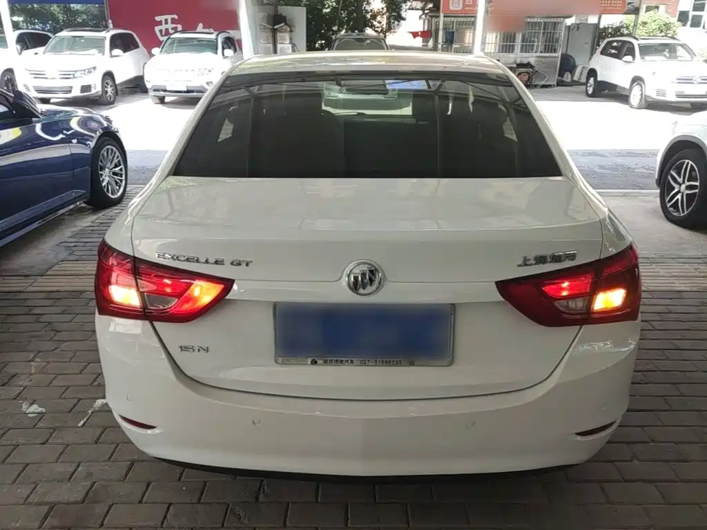 Buick Excelle — миниатюра 6