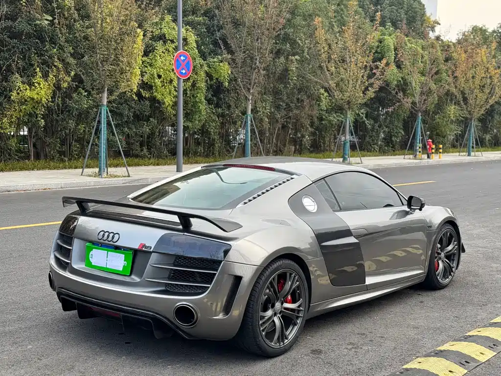 Audi R8 5.2 FSI quattro Limited Edition, фото 2
