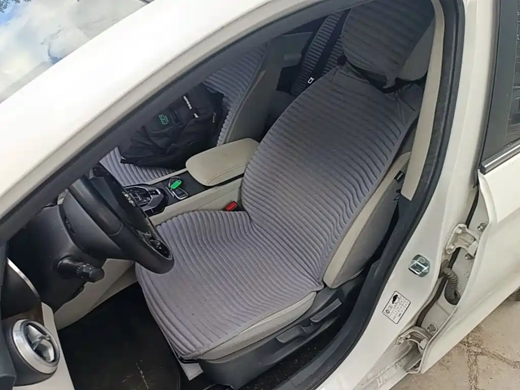 BAIC EU5 — миниатюра 15