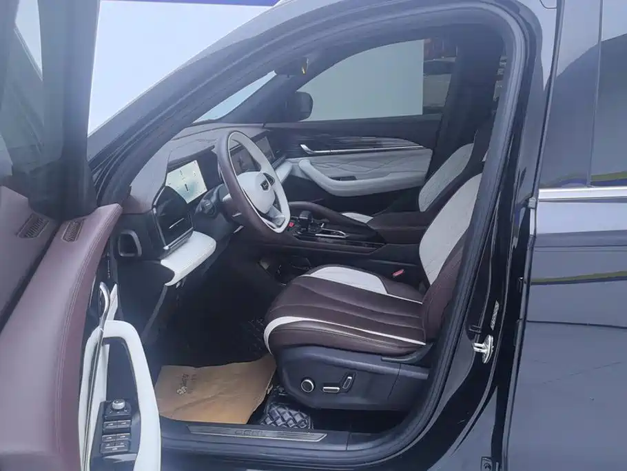 Geely Xingyue L — миниатюра 9