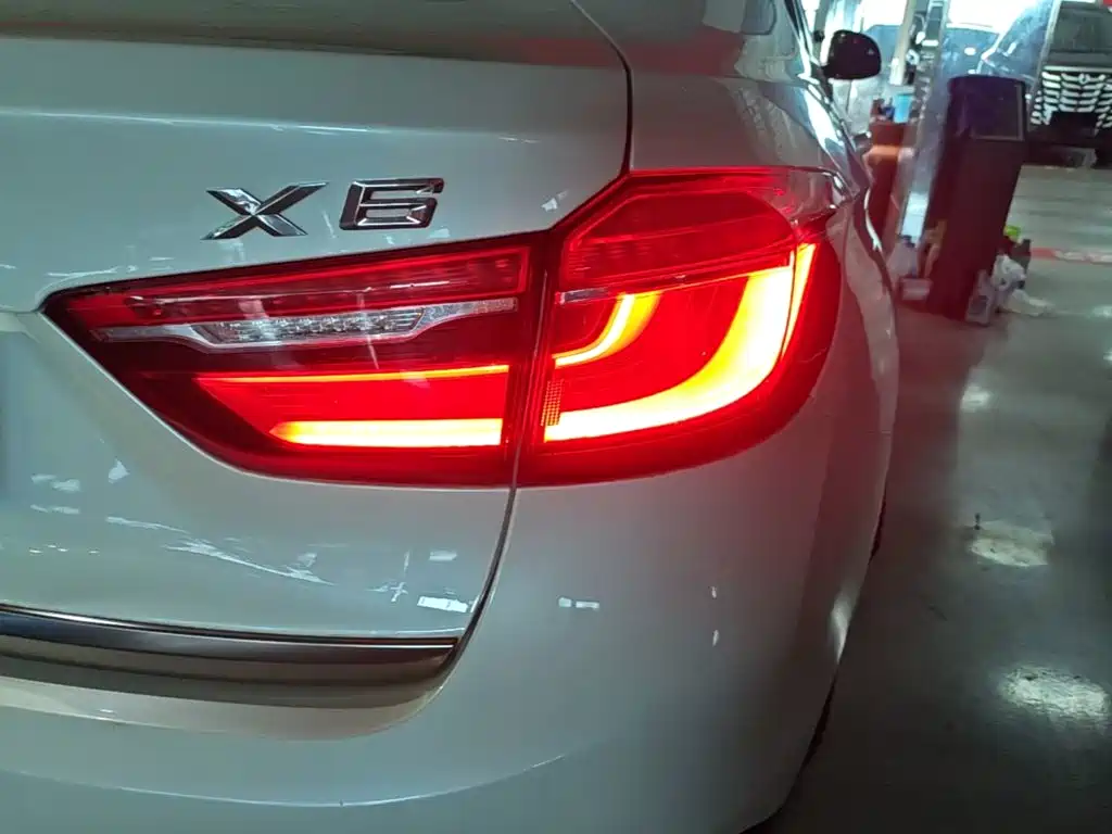 BMW X6 — миниатюра 8