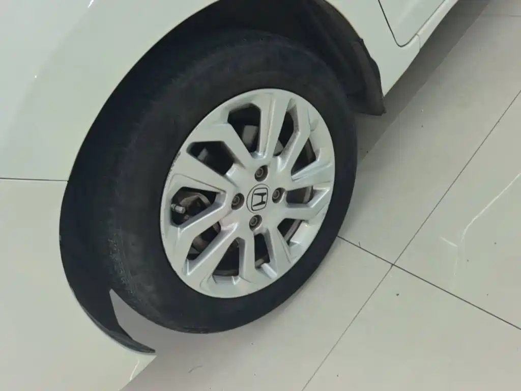 Honda Fit — миниатюра 23