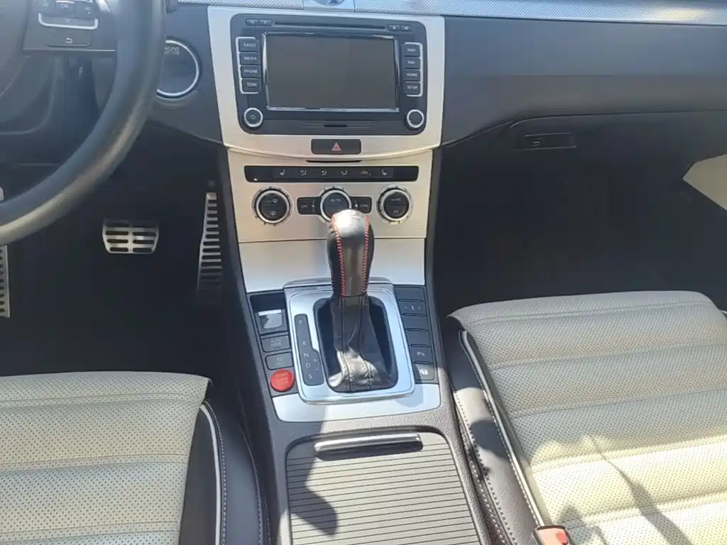 Volkswagen CC — миниатюра 14