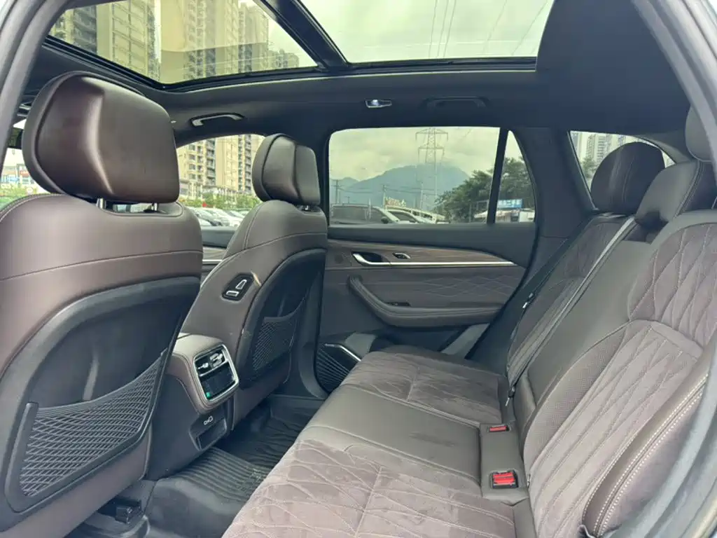 Geely Xingyue L — миниатюра 10