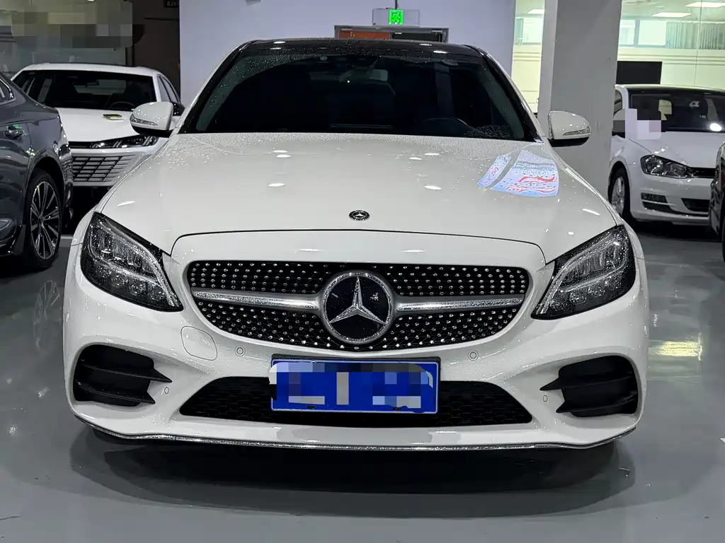 Mercedes-Benz C-Class — миниатюра 2