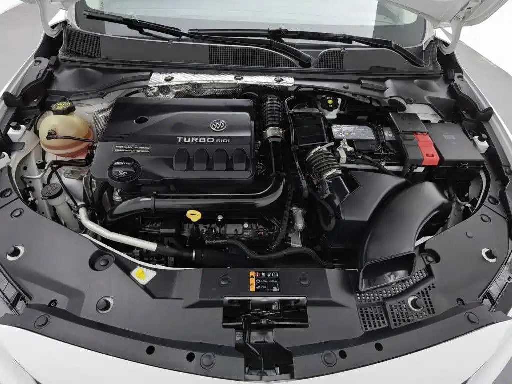Buick Verano — миниатюра 6