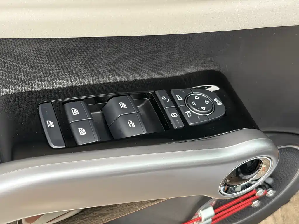 BYD Yuan Plus — миниатюра 16