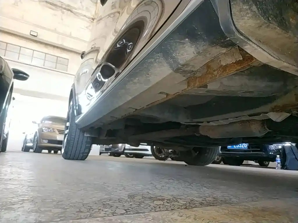 Roewe RX5 — миниатюра 21