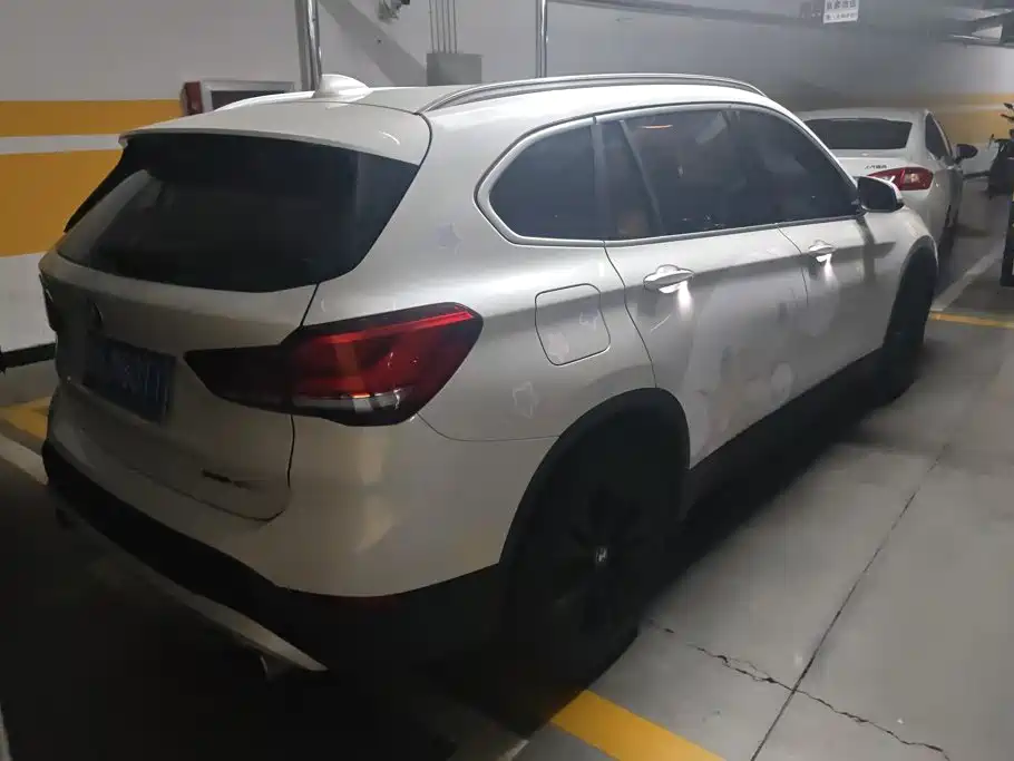 BMW X1 — миниатюра 3