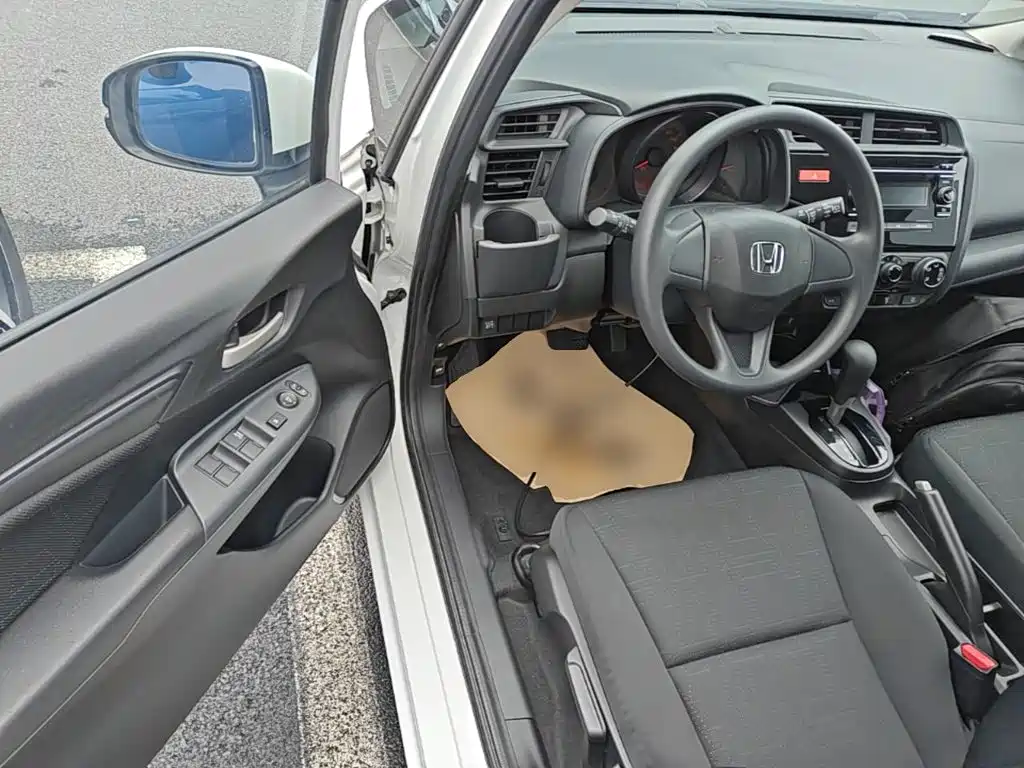 Honda Fit — миниатюра 16