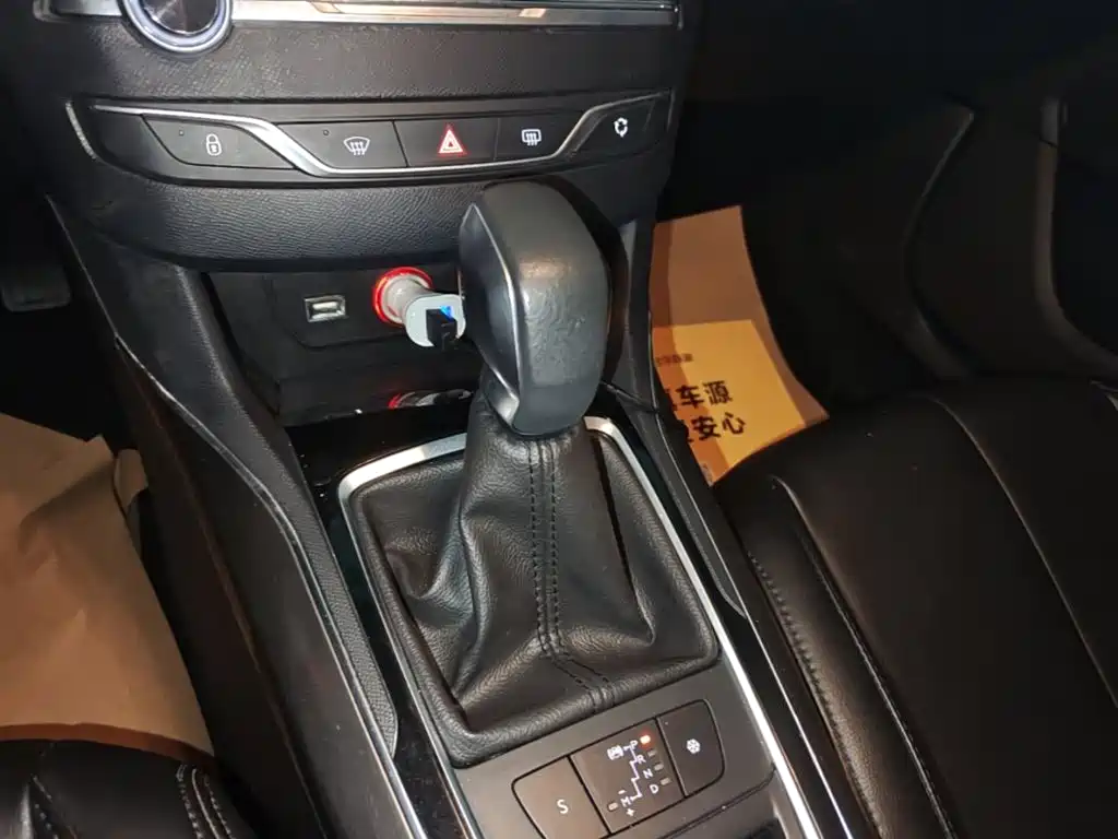 Peugeot 408 — миниатюра 14