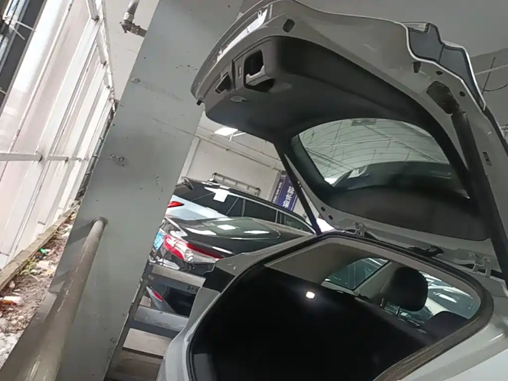 Leapmotor Leapmotor C10 — миниатюра 19