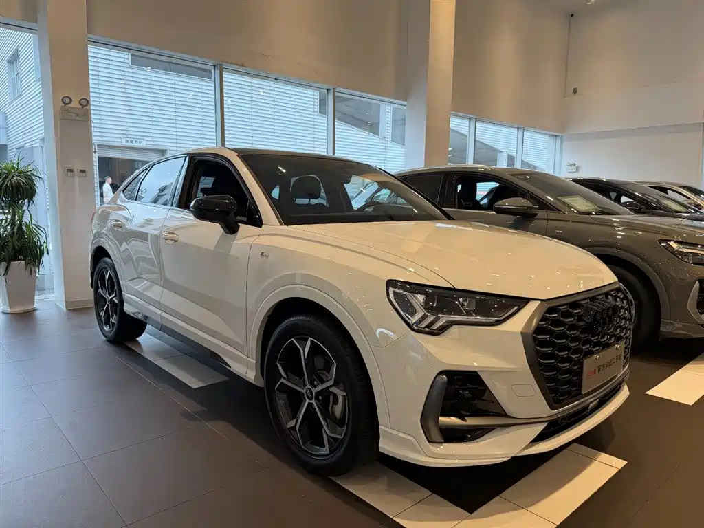 Audi Q3 Sportback 2024 40 TFSI Fashion