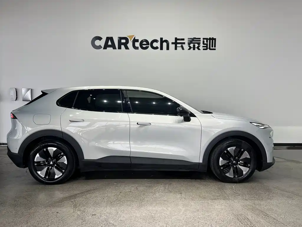 Changan Deepal DARK BLUE S05