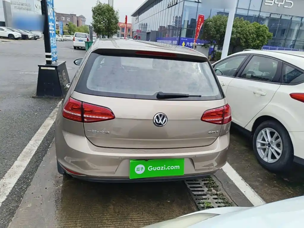 Volkswagen Golf — миниатюра 6