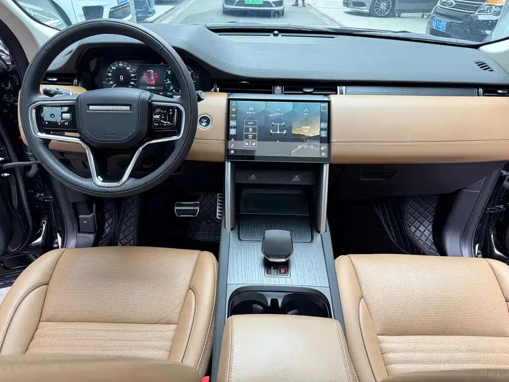 LAND ROVER DISCOVER SPORTS