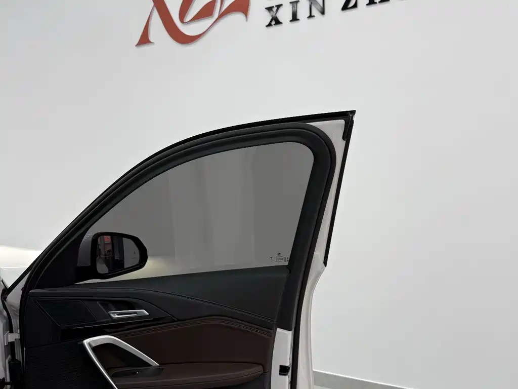 BMW iX1 — миниатюра 32