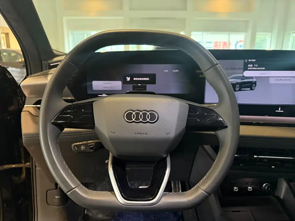 Audi Q6L e-tron — миниатюра 10