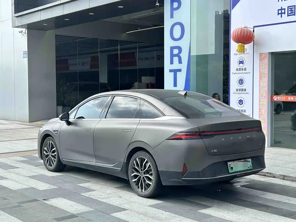 XPeng P5 — миниатюра 4