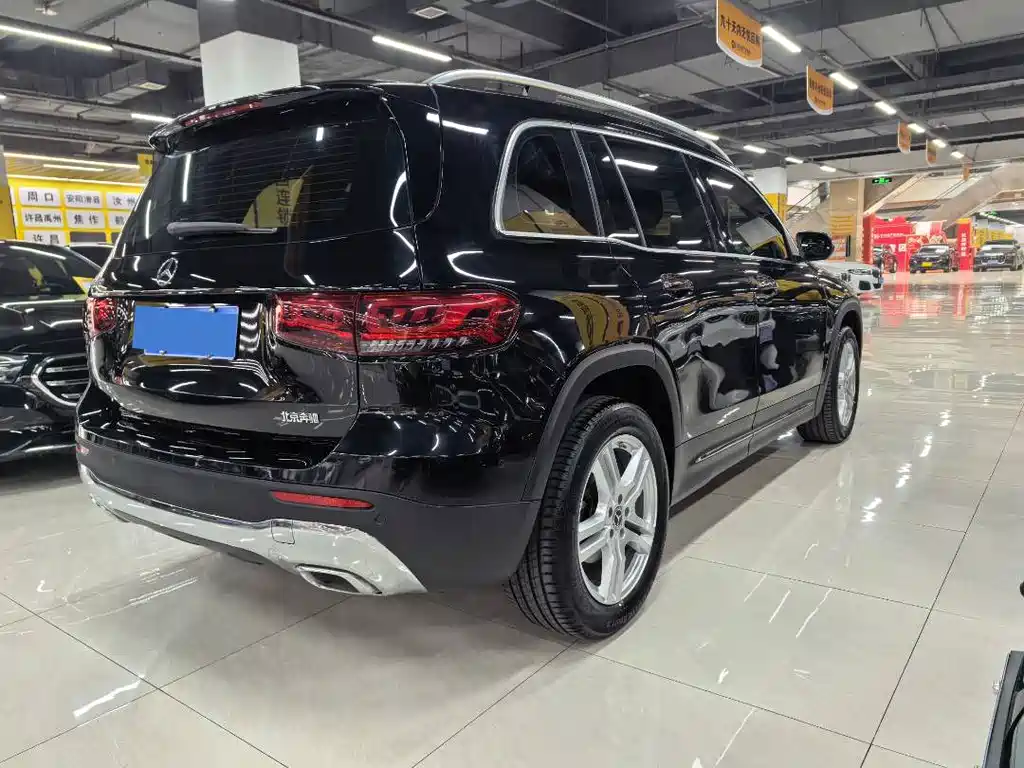 Mercedes-Benz GLB — миниатюра 15