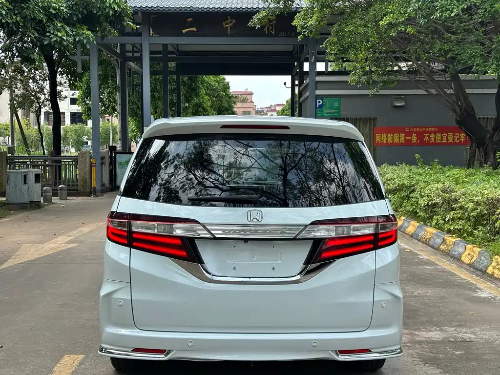 Honda Odyssey — миниатюра 27