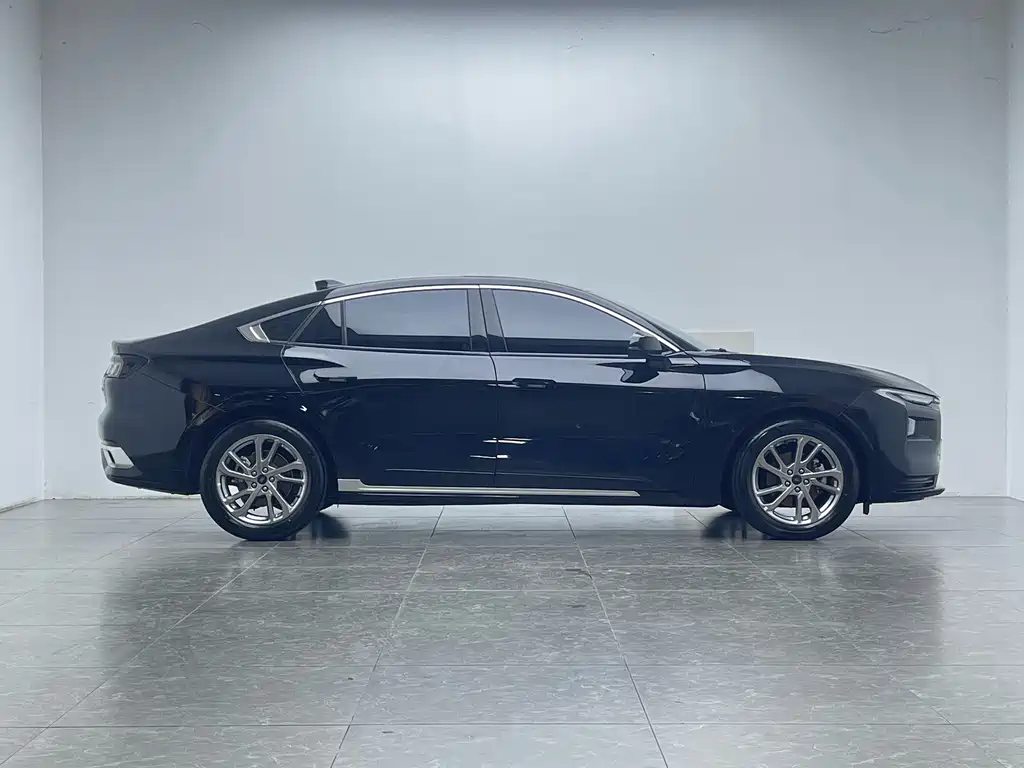 Ford Mondeo — миниатюра 9