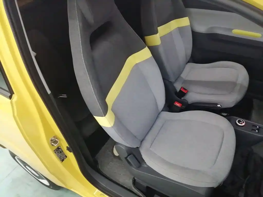 Wuling MINIEV — миниатюра 25
