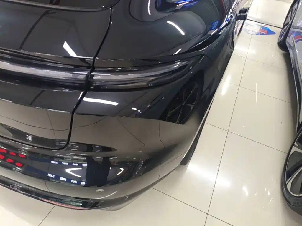 NIO ET5T — миниатюра 8