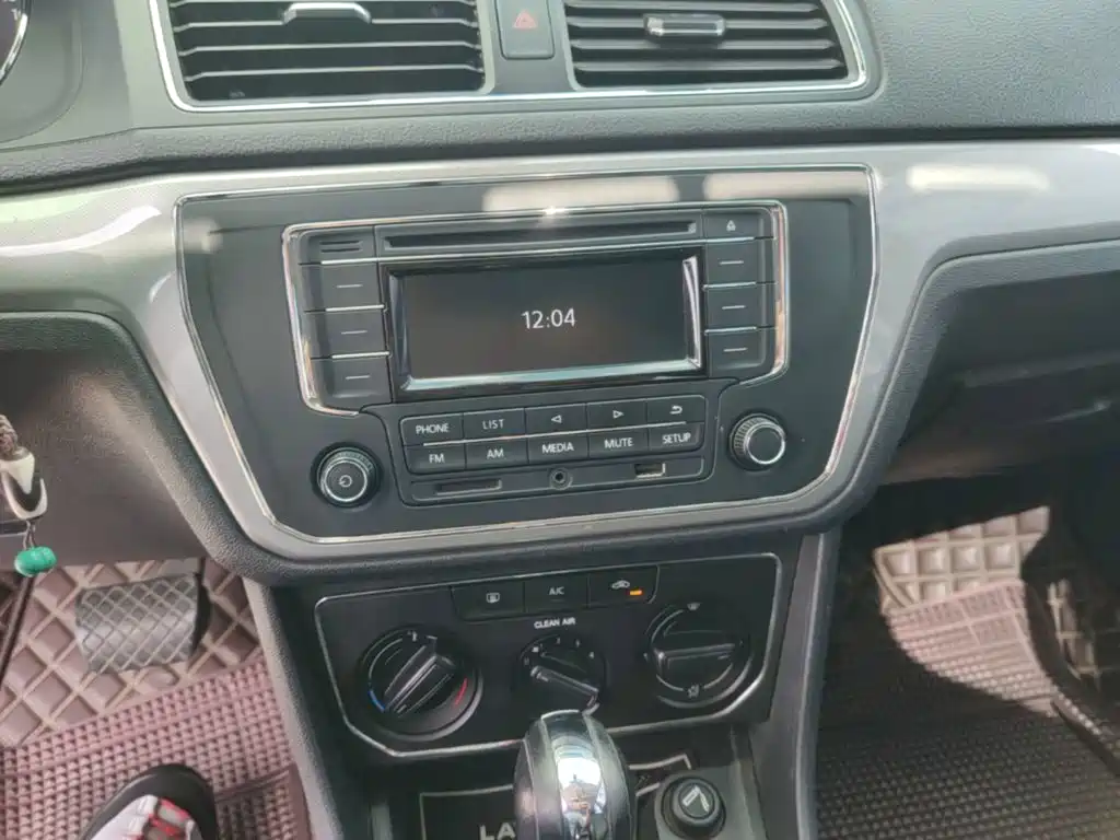 Volkswagen Lavida — миниатюра 13