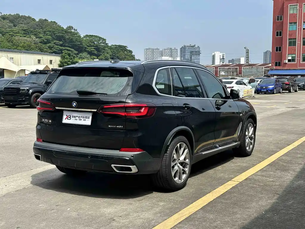 BMW X5 (Import) — миниатюра 6