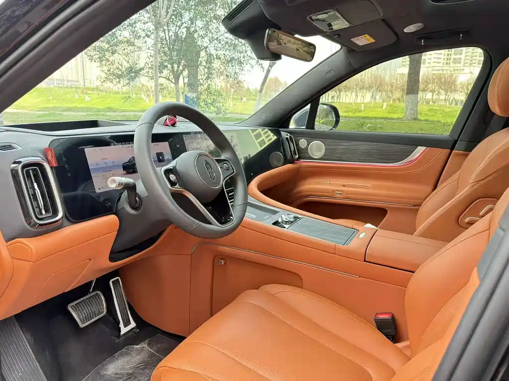 AITO ASK THE WORLD M9