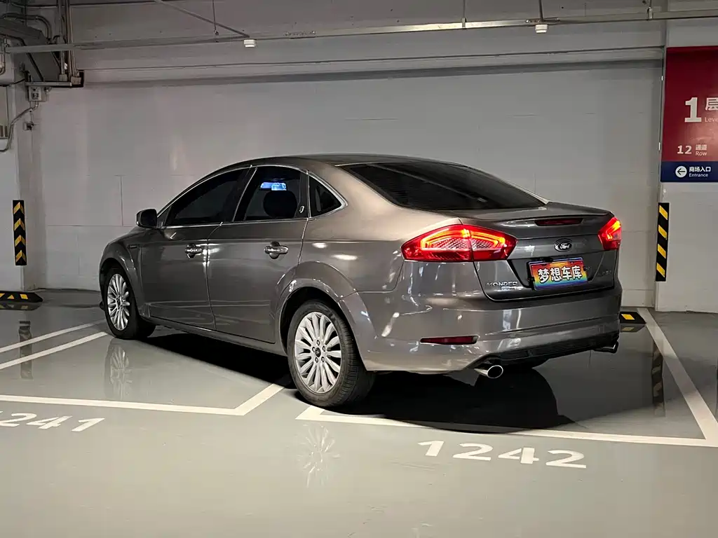 Ford Mondeo Zhisheng — миниатюра 6