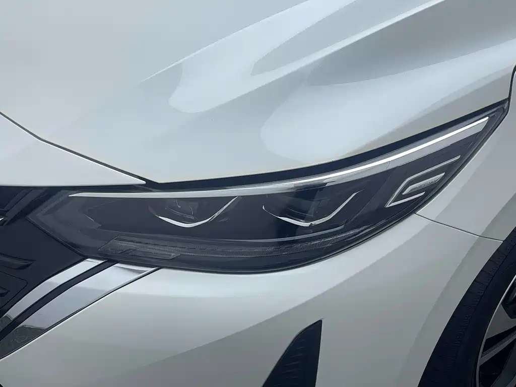 Nissan Sylphy — миниатюра 11