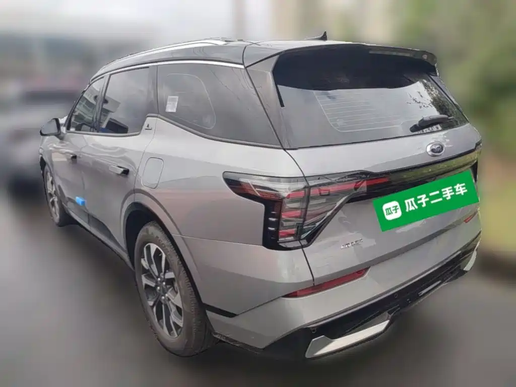 Ford Edge — миниатюра 7